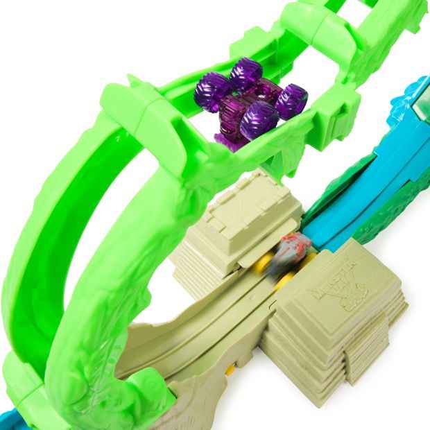Monster Jam Mini Cobra Booster Playset