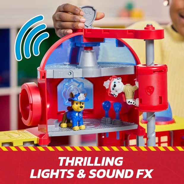 PAW Patrol Deluxe Fire Station Playset