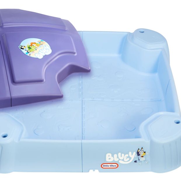 Bluey Beach Day Sandbox