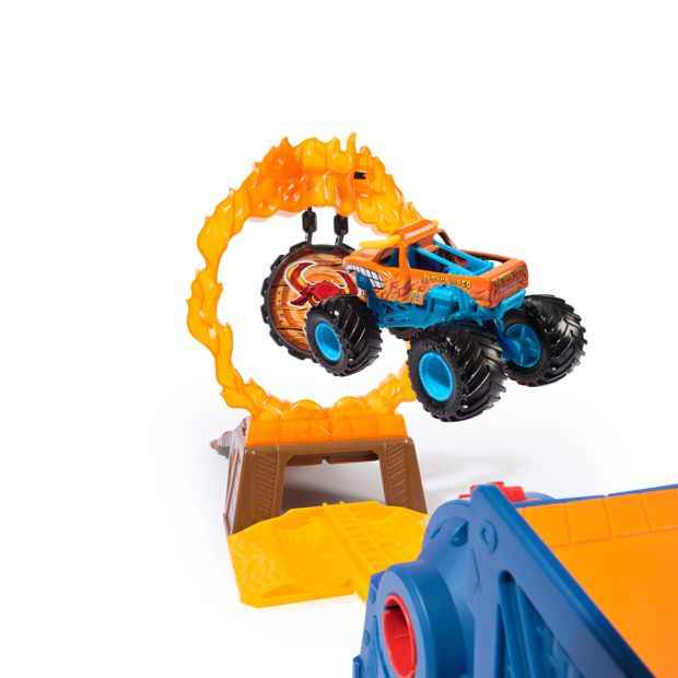Monster 1:64 Jam El Toro Long Jump Playset