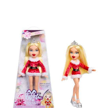 Bratz Very Merry Doll- Cloe