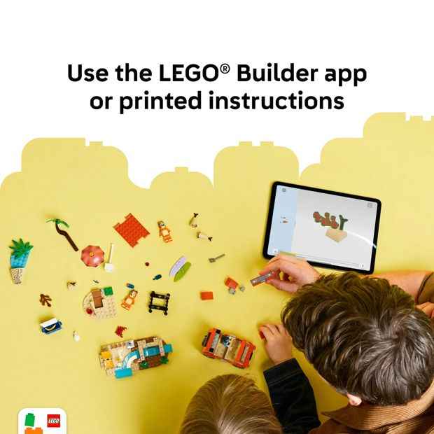 LEGO® Bluey Bluey's Beach & Family Car Trip 11202