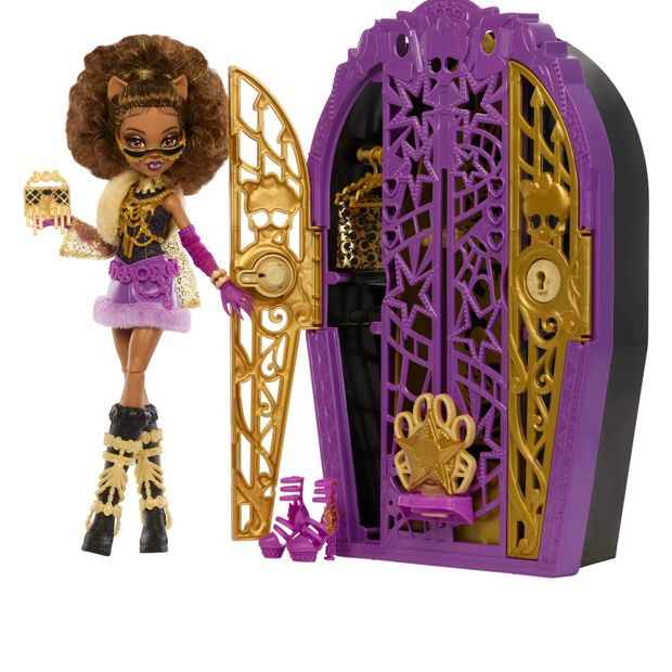 Monster High Skulltimate Secrets Hauntlywood Mysteries Clawdeen Wolf Doll