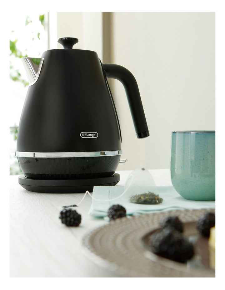 Distinta Moments Kettle Black KBin2001BK