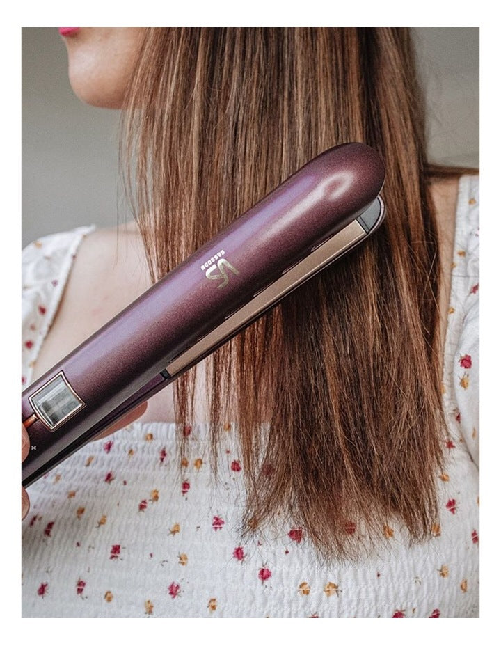 Frizz Defense Salon Hair Straightener in Mahogony VSS2068A