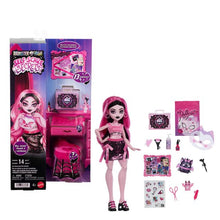 14 Piece Monster High Self-Scare Secrets Draculaura Fashion Doll and Accessories Set