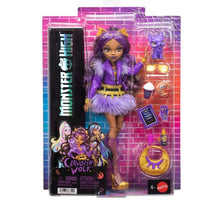 Monster High Clawdeen Wolf Fashion Doll in Furry Skirt and Accessories