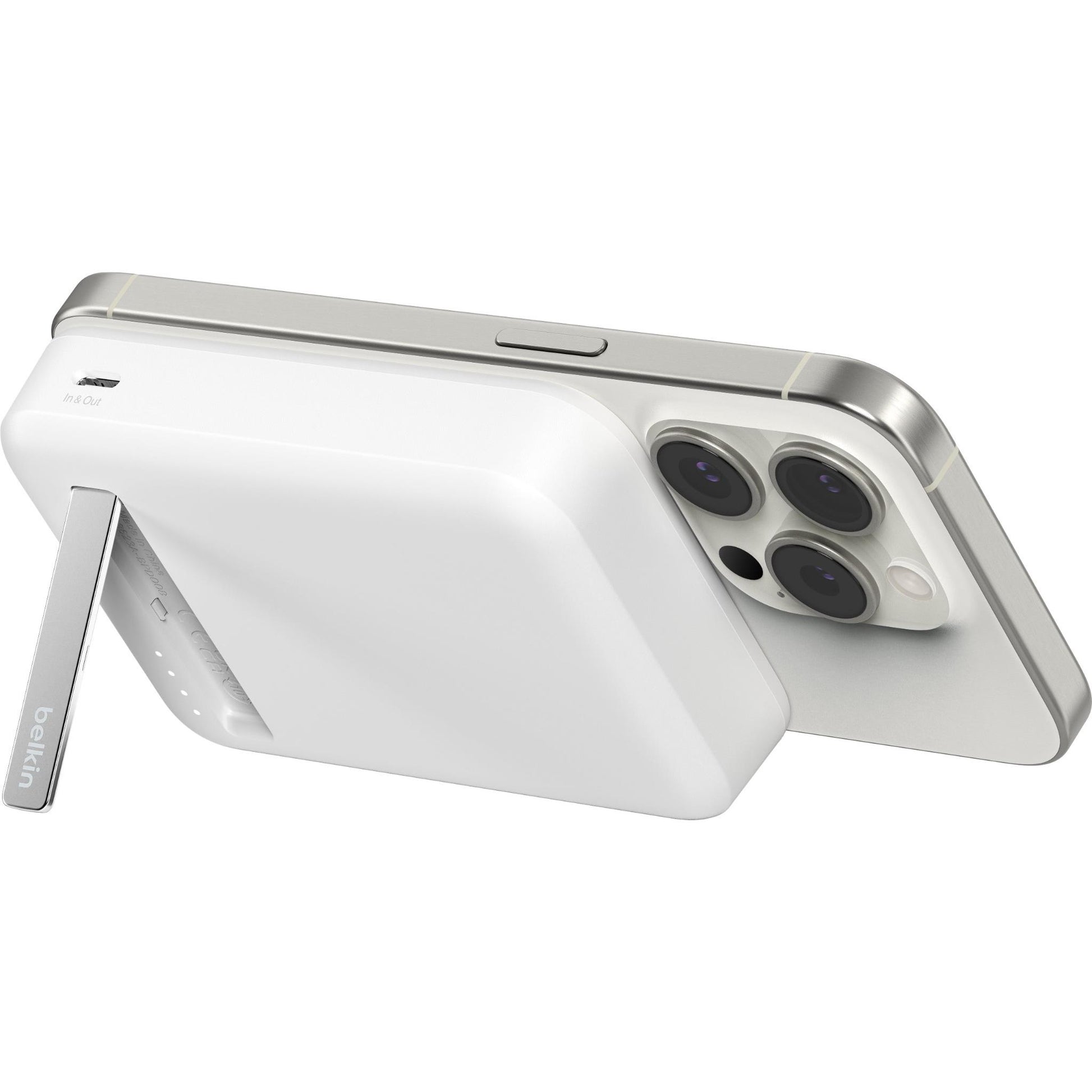 Belkin BoostCharge Pro Magnetic 10K Qi2 15W Power Bank (White)