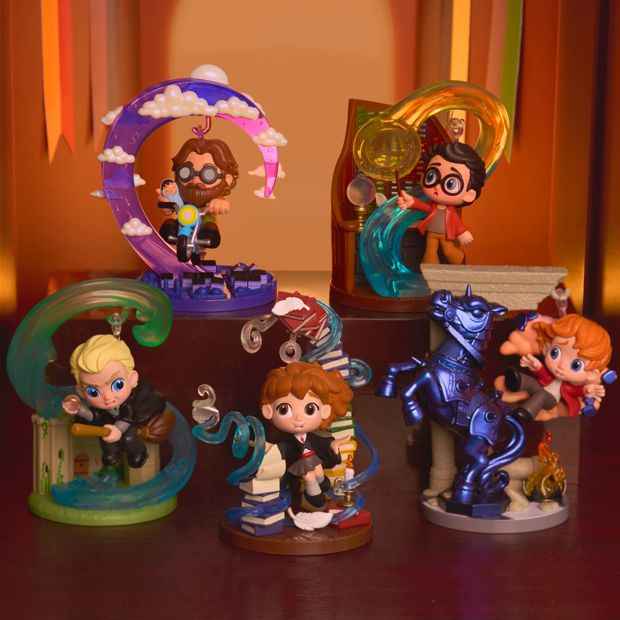 HH Harry Potter Cliff Hangers Hover Figure