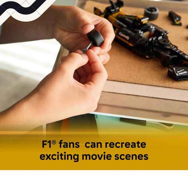 LEGO® Speed Champions APXGP Team Race Car from F1® The Movie 77252