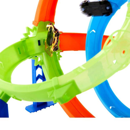 Hot Wheels Stunt Tracks Rapid Launch Cyclone Track Set & 1:64 Scale Die-Cast Toy Car