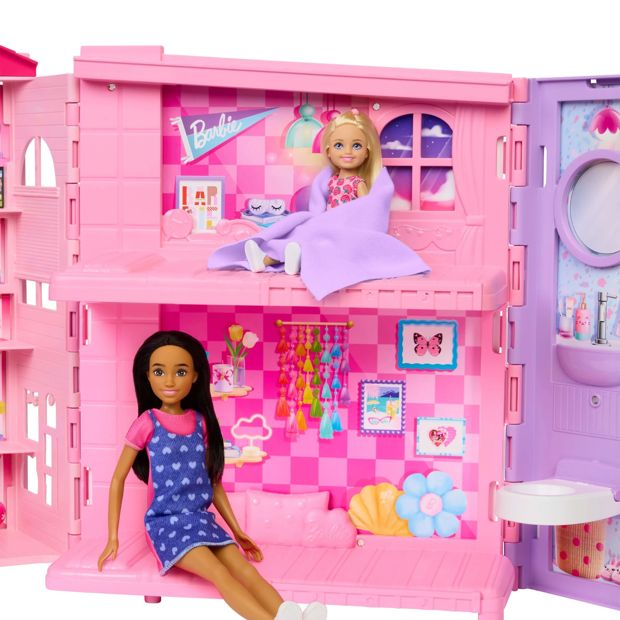 Barbie Weekend Escape House, Dollhouse Playset