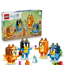 LEGO® Bluey Brick-Built Bluey Family 11217