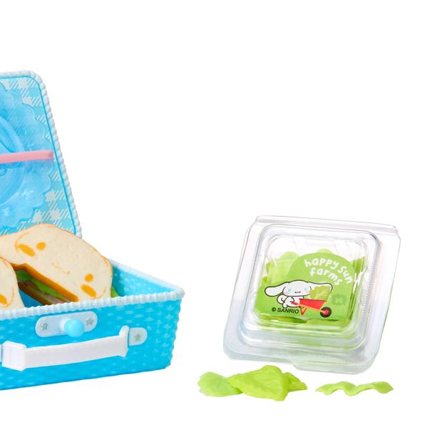 MGA's Miniverse - Make It Mini SANRIO Hello Kitty Series 4 in PDQ - Assorted