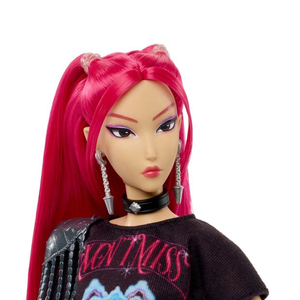 KPop Demon Hunters HUNTR/X Mira - How It's Done Fashion Doll