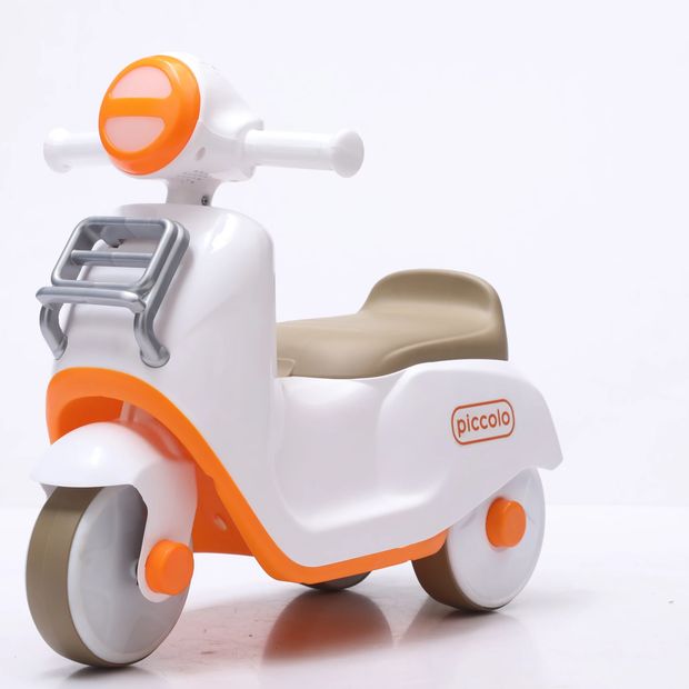 Piccolo Moto Scooter