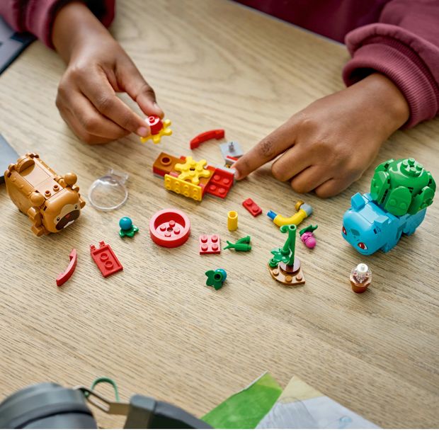 LEGO® Pokemon SMART Play: Berry Bash with Bulbasaur and Bidoof 72155