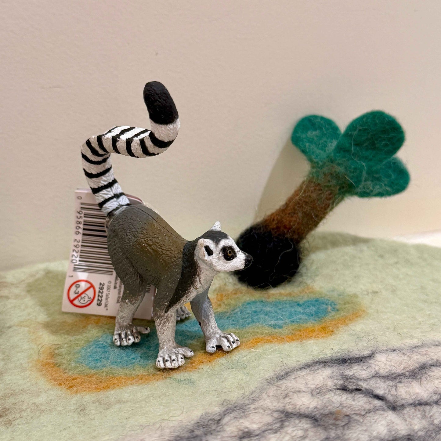 Ring-tailed Lemur Figurine by Safari Ltd Safari Collection Animal Figurines 3yrs+