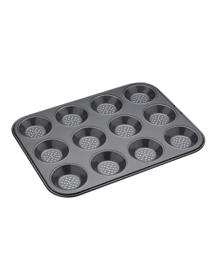 Crusty 12-Cup Shallow Baking Pan 32cm in Carbon