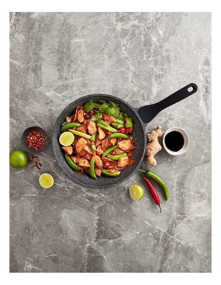 Classic Non-Stick Wok with Lid 28cm in Black
