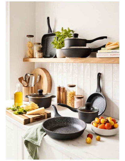 Classic Non-Stick Wok with Lid 28cm in Black