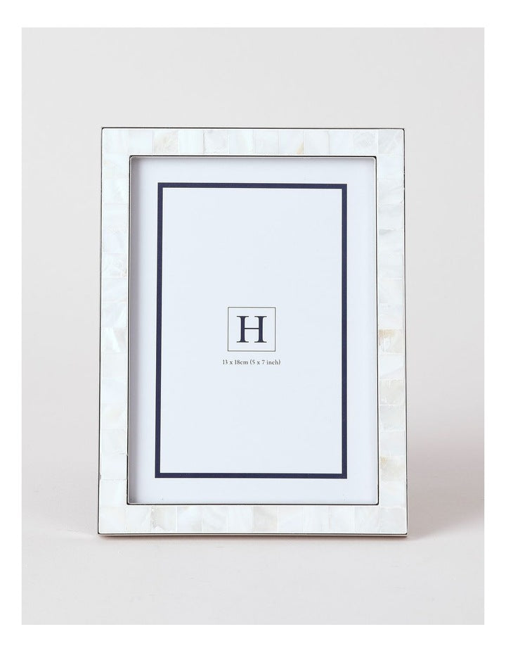 Mother of Pearl 13x18cm Shiny Metal Photo Frame Silver
