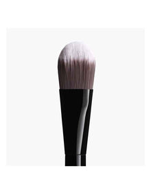 PINCEAU FOND DE TEINT Nº100 Foundation Brush