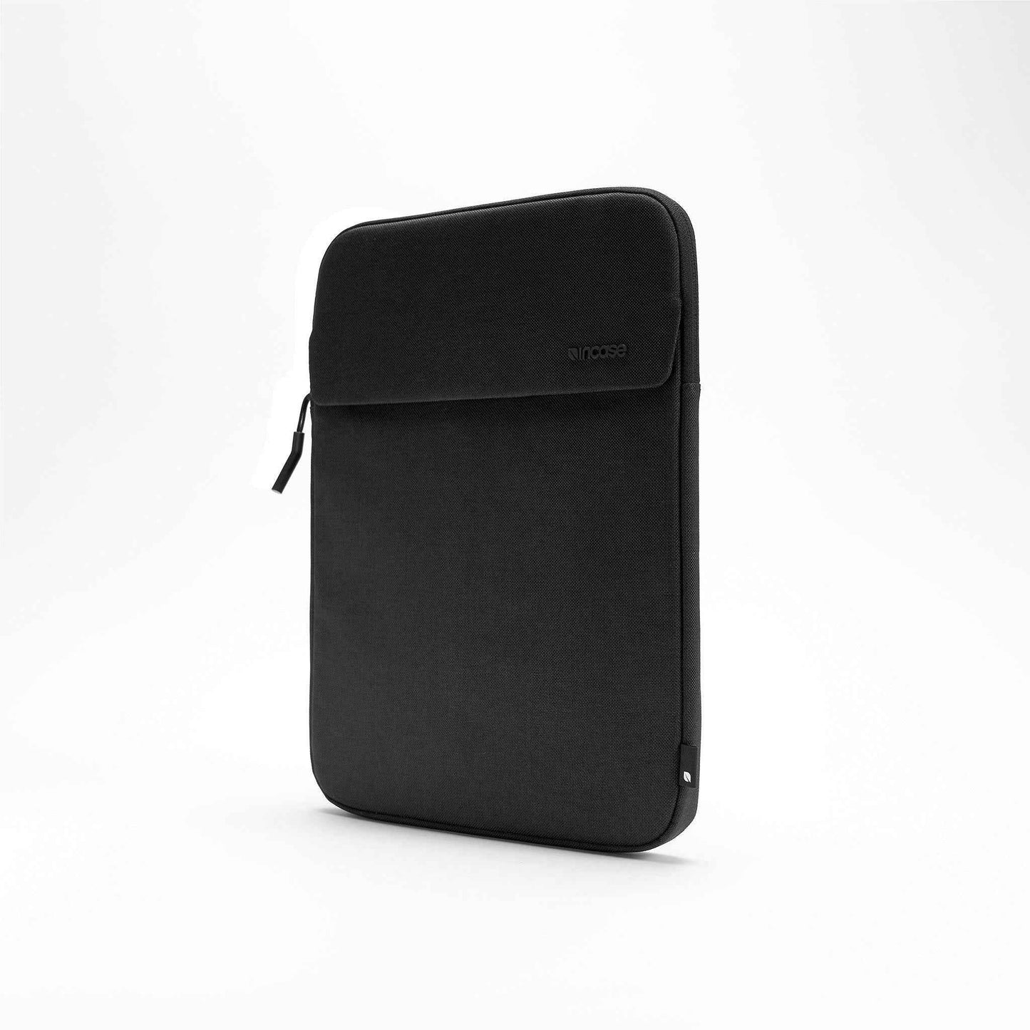 Incase Crosstown Sleeve for 14" Laptop (Black)