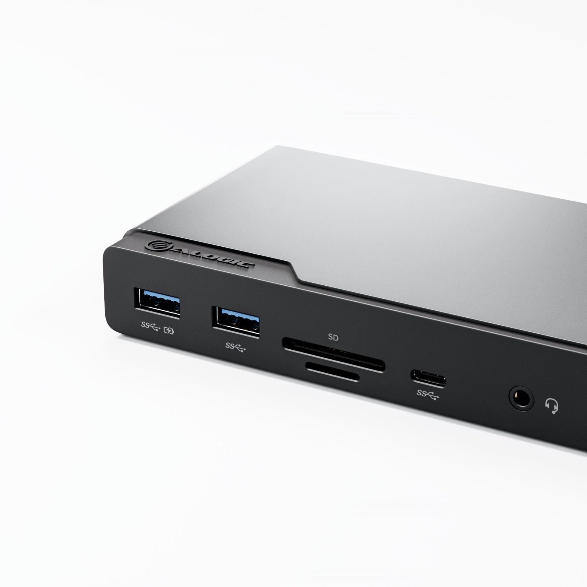 Alogic 16- in-1 Quad Display Dock