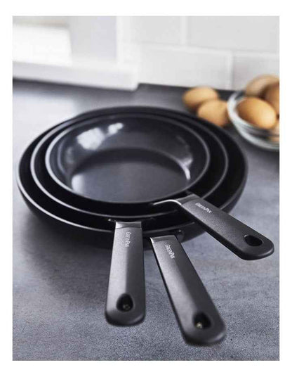 SmartShape 20/28cm 2pc Frypan Set Black PFAS-free ceramic non-stick