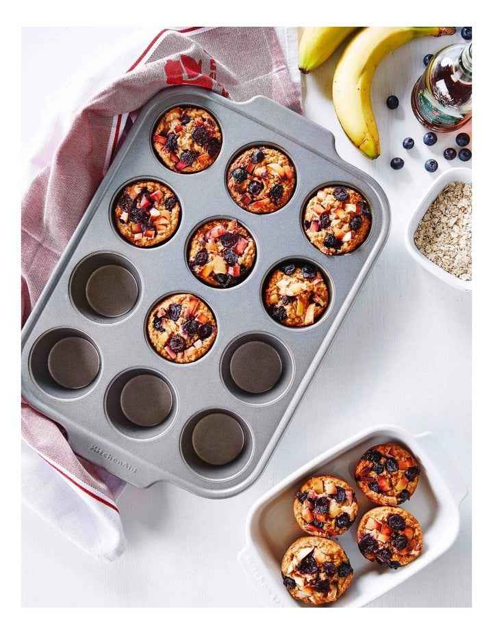 Muffin Pan 12cups in Grey