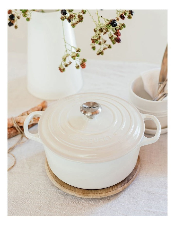 Signature Round Casserole 20cm Meringue