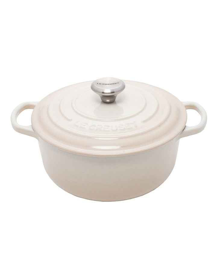 Signature Round Casserole 28cm Meringue