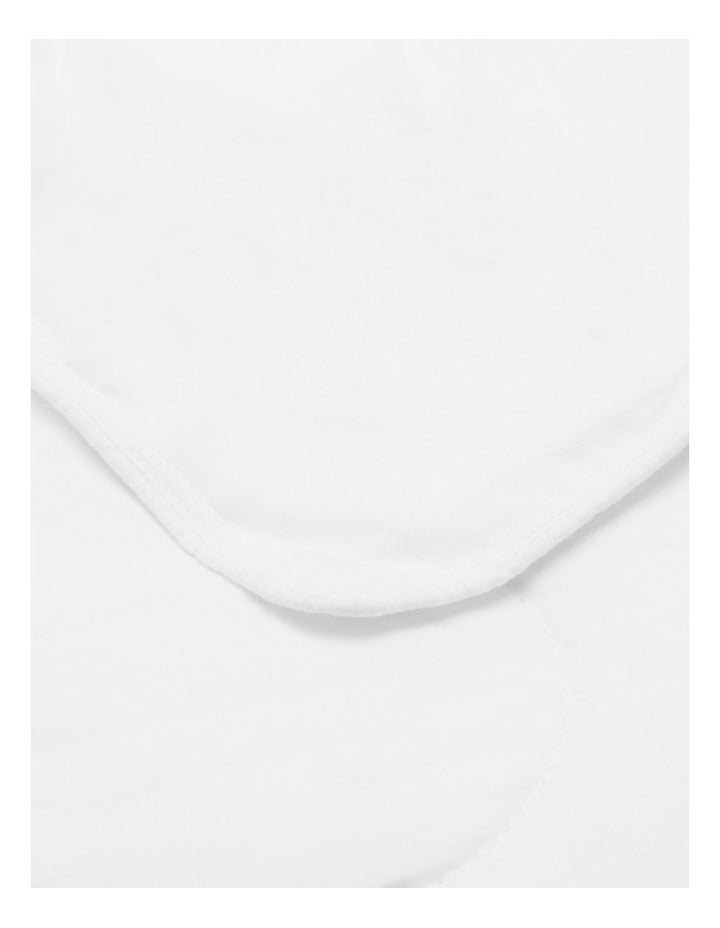 Cotton Collection All Seasons Quilt in White