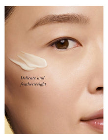 Re-Nutriv Ultimate Lift Regenerating Eye Creme 15ml