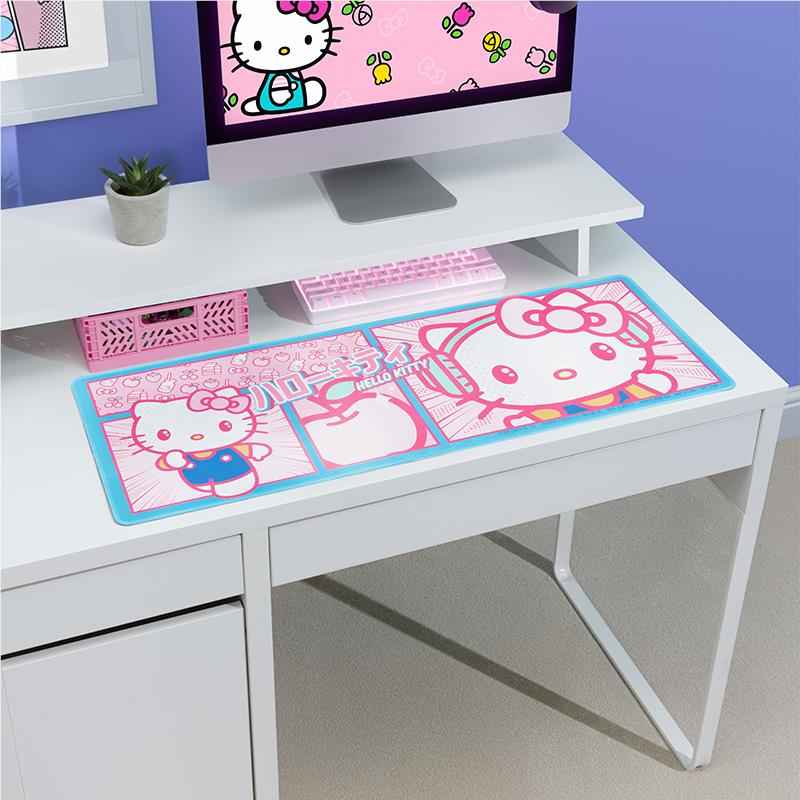 Hello Kitty - Desk Mat