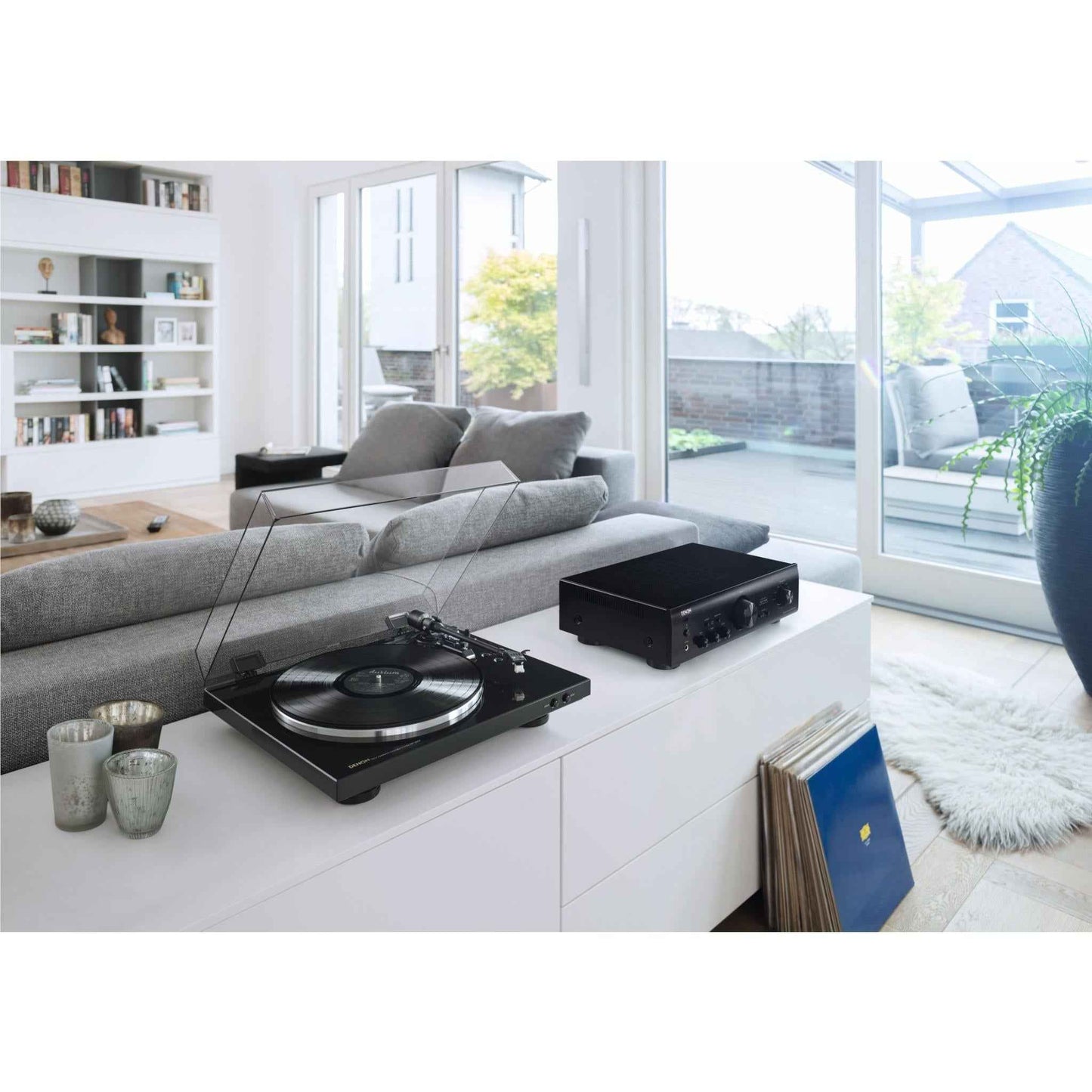 Denon DP300F Fully Automatic Turntable