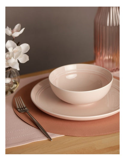 Avenue Dinner Plate in Pink