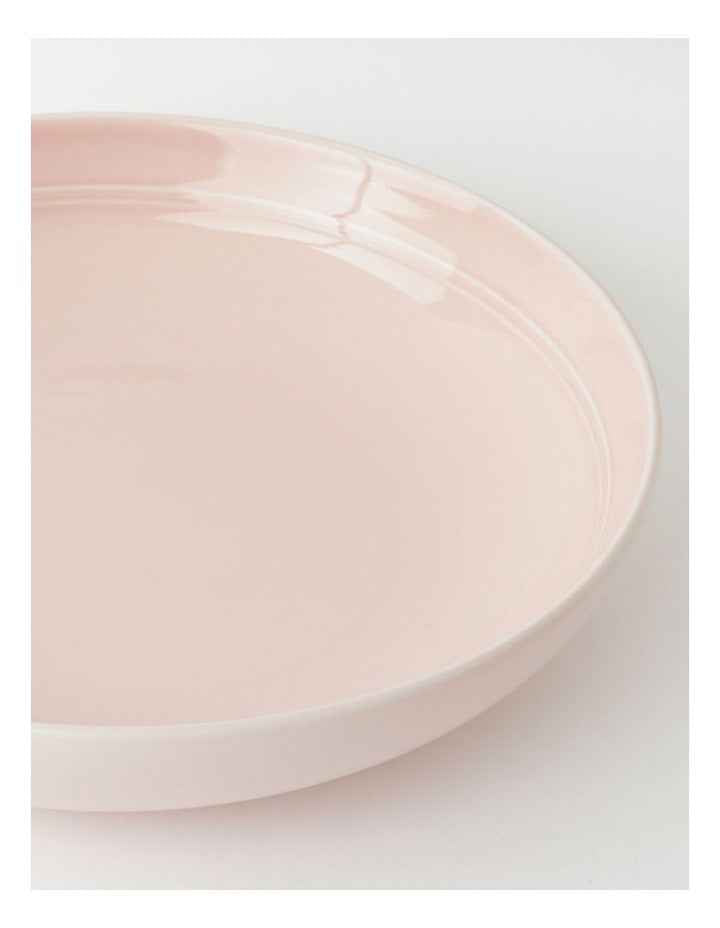 Avenue Shallow Serving Bowl in Pink