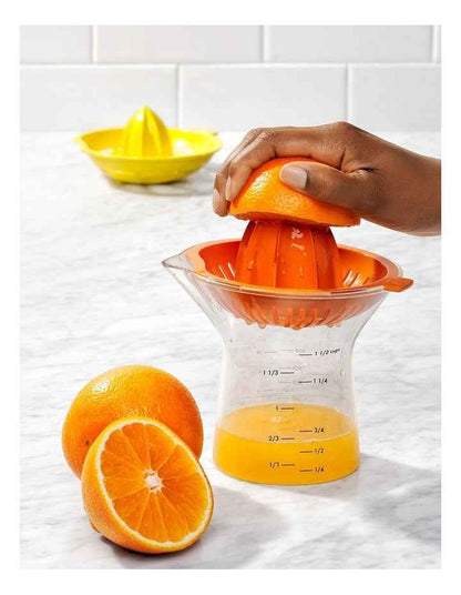 2-in-1 Citrus Juicer in Orange