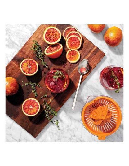 2-in-1 Citrus Juicer in Orange