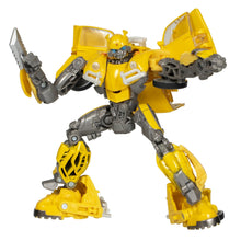 Transformers - Studio Series: Deluxe Class: Transformers: Bumblebee 117 Bumblebee Figure