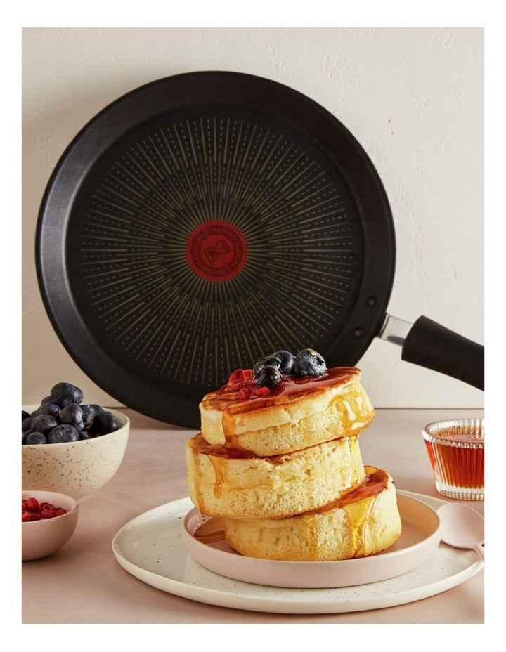 Unlimited Induction Non-Stick Crepe Pan 32cm in Black