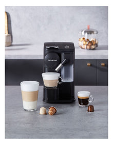 Lattissima One Capsule Coffee Machine in Black EN510B