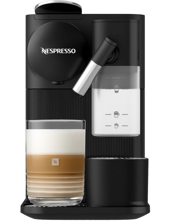 Lattissima One Capsule Coffee Machine in Black EN510B