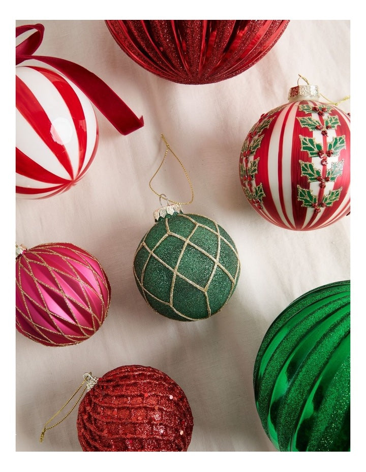 Heirloom Christmas Glass Beaded Diamond Grid BaubleGreen: 8cm