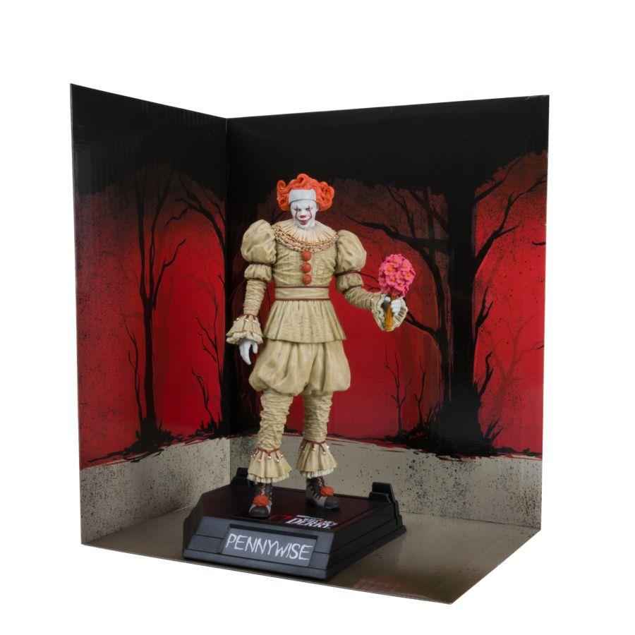 Welcome to Derry - Pennywise (Flashback) 6" Movie Maniacs Figure