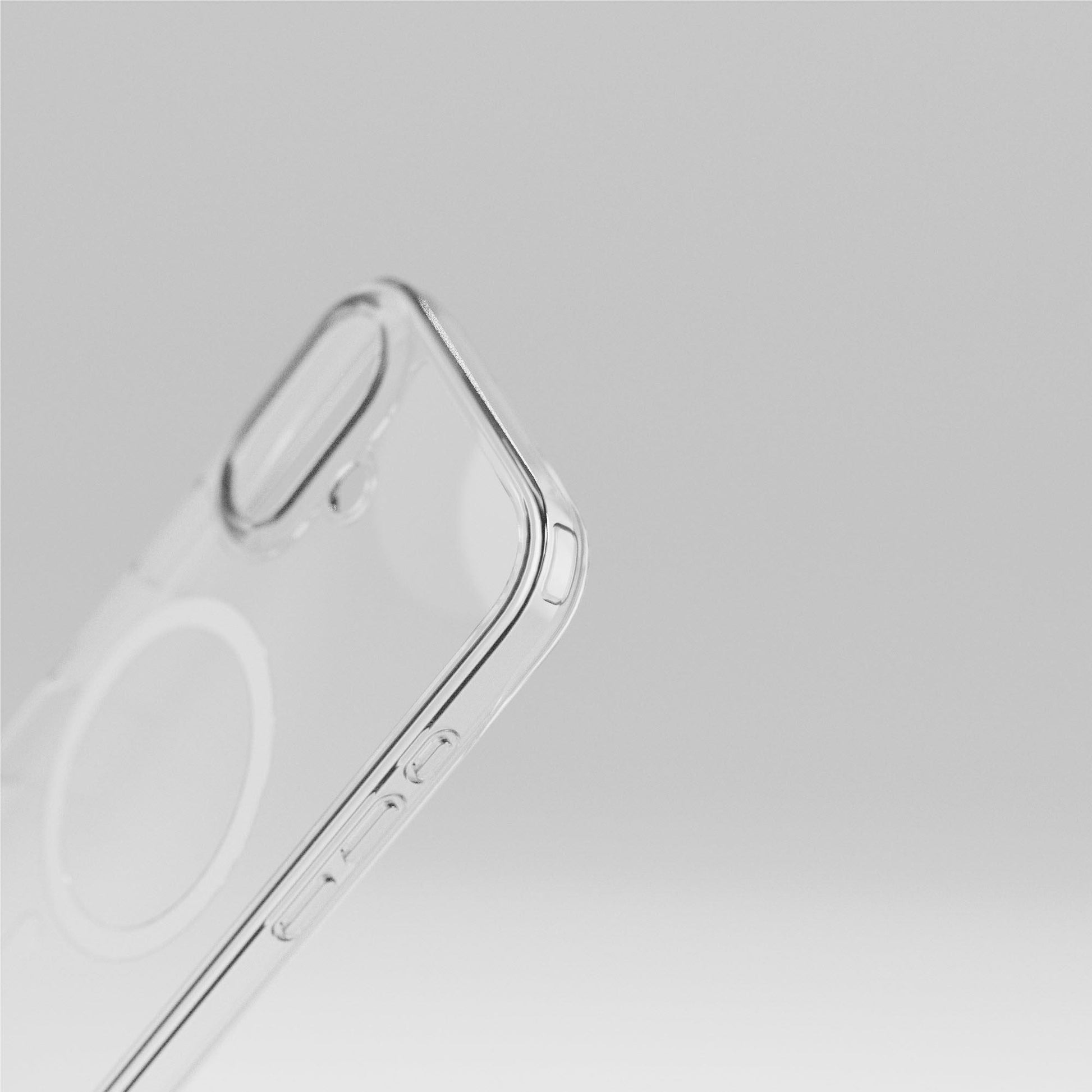Cygnett AeroMag Clear Magnetic Case