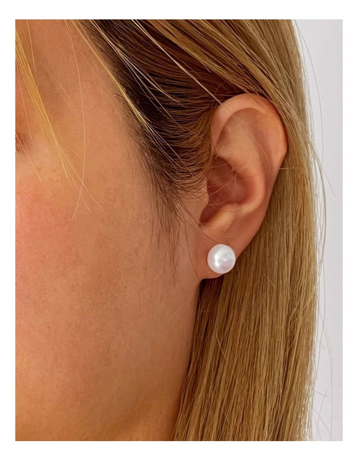 9 9.5mm Freshwater Pearl White Stud Earrings