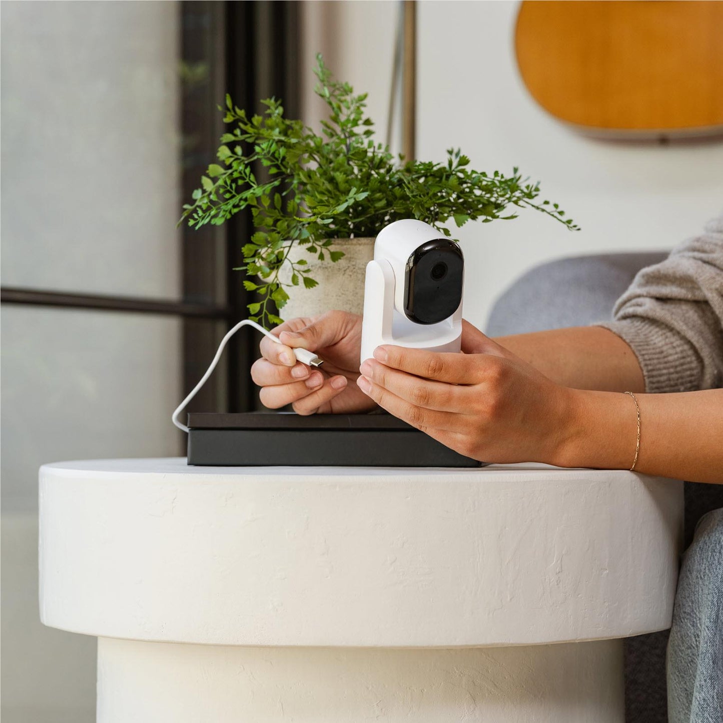 Arlo Essentials (Gen 3) 2K Pan & Tilt Indoor Security Camera
